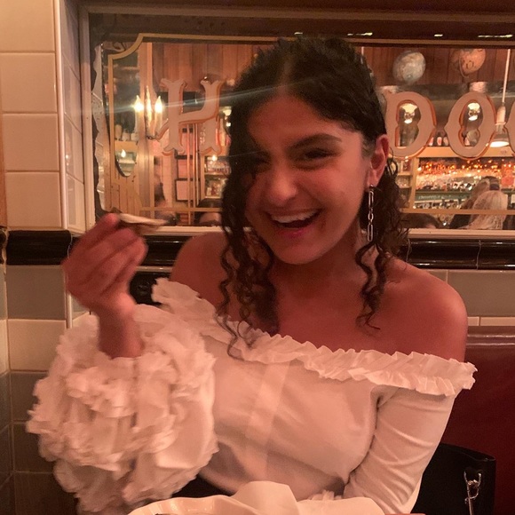 Meet your Posher, Tasbeeh - Picture 1 of 1